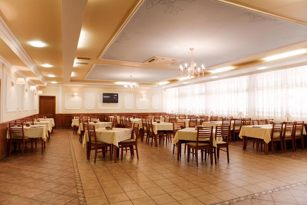 Penzion Anton Teplička nad Váhom Exterior foto